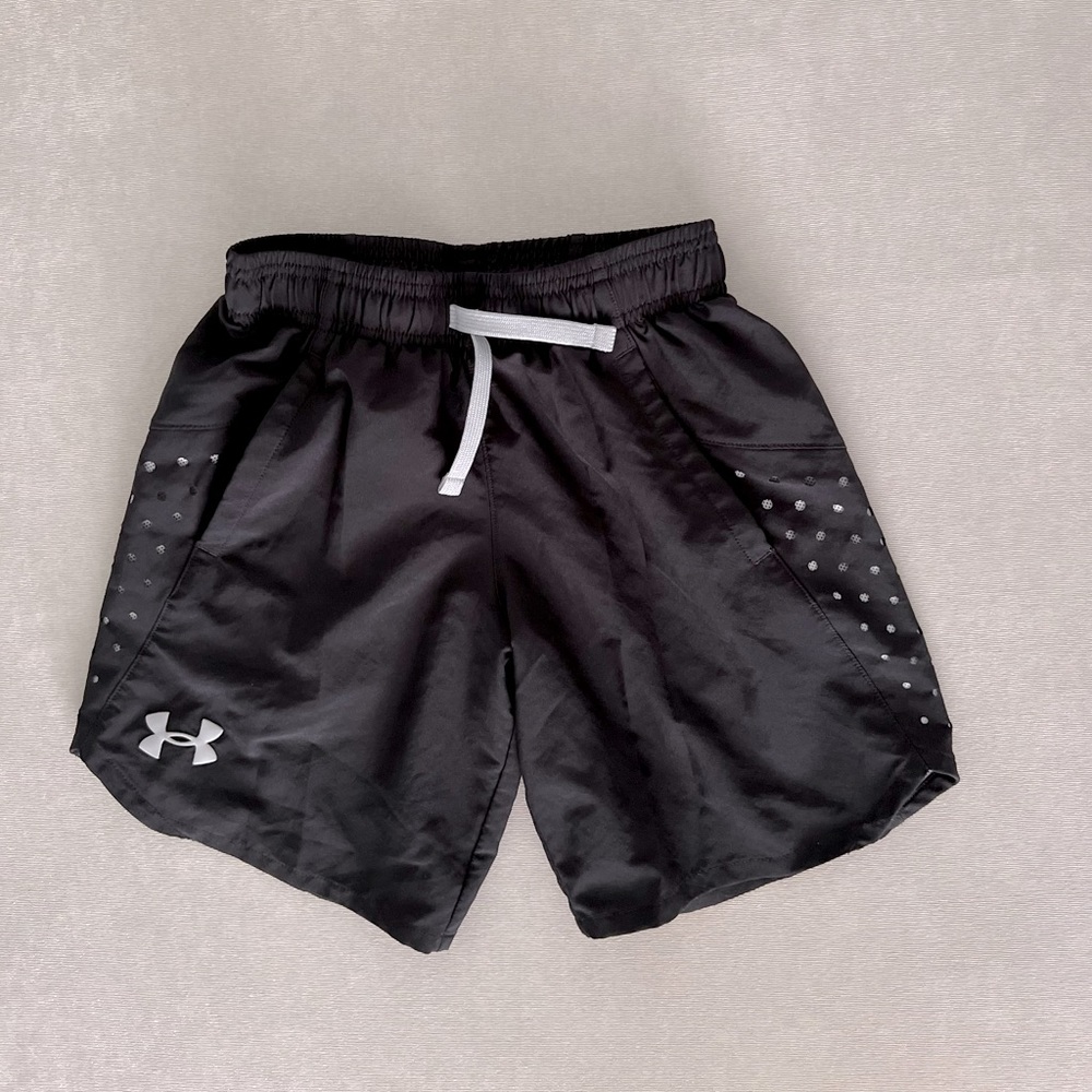 Boys UA shorts